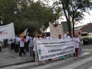 Caso Agreal (VI): "La ministra de Sanidad y Sanofi maniobraron para enterrar el caso", afirman Agreal Luchadoras 2 KONICA MINOLTA DIGITAL CAMERA