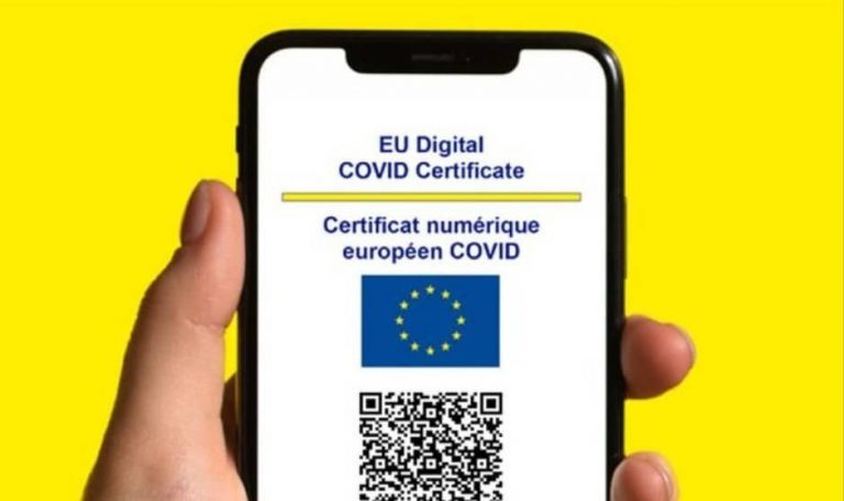 Pasaporte Covid: Hacer algo para "vender" la idea de que se hace algo 1 Pasaporte Covid: Hacer algo para «vender» la idea de que se hace algo