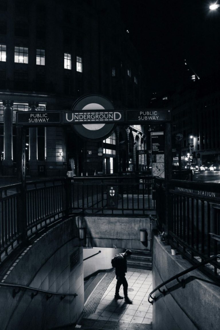 El cuento de la mediocridad que era feliz en su cárcel de barrotes de oro